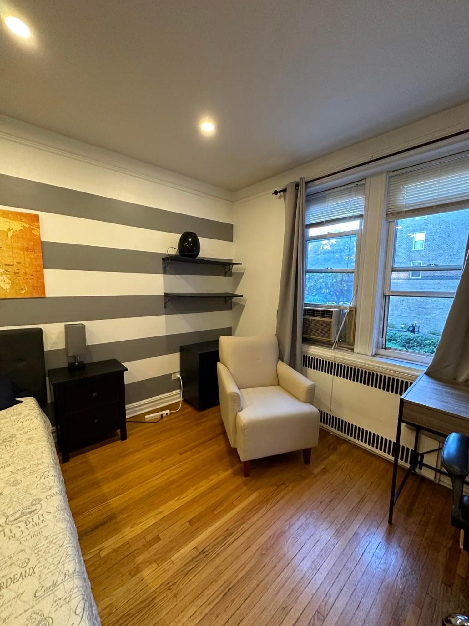 2 Large Bedrooms In Rego Park New York Eksteriør billede