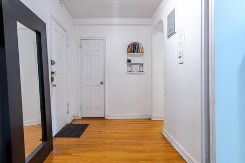 2 Large Bedrooms In Rego Park New York Eksteriør billede